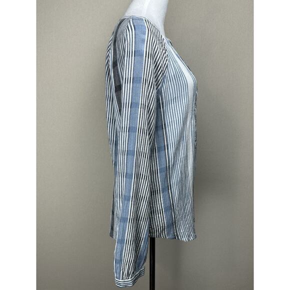 Women's Large Lucky Brand Blue Striped Long Sleeve Blouse Top V-Neck Casual - Picture 4 of 15